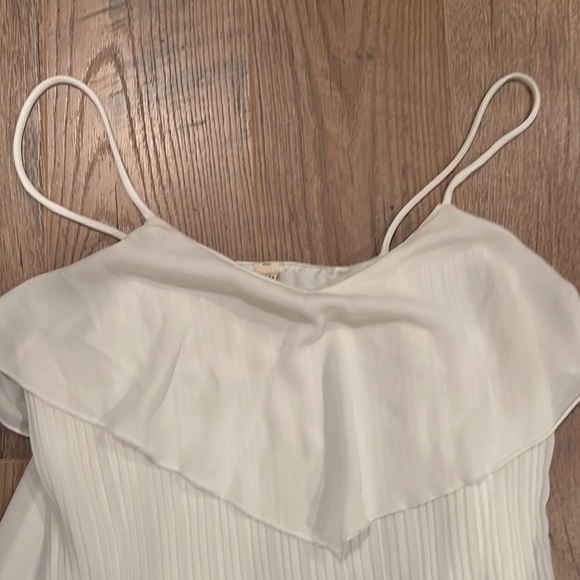 Lazy Sundays Woman’s White Blouse Tank Top Size Medium - Picture 2 of 5